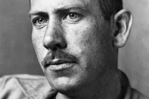 5 Best John Steinbeck Books (2024)