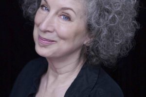 5 Best Margaret Atwood Books (2024)