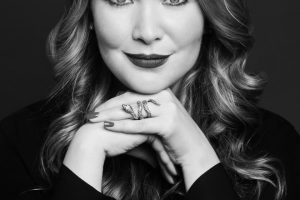 5 Best Sarah J. Maas Books (2025)