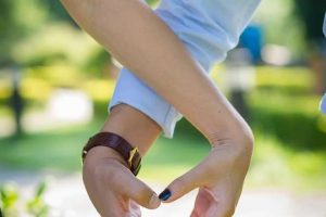 5 Best Contemporary Romance Books (2025)
