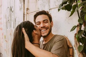 5 Best Funny Romance Books (2025)