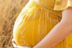 10 Best Christian Pregnancy Books (2024)
