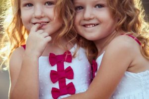 10 Best Twin Pregnancy Books (2025)