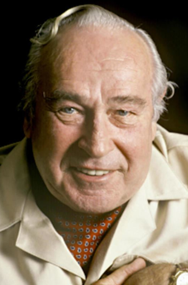 Robert Ludlum Featured