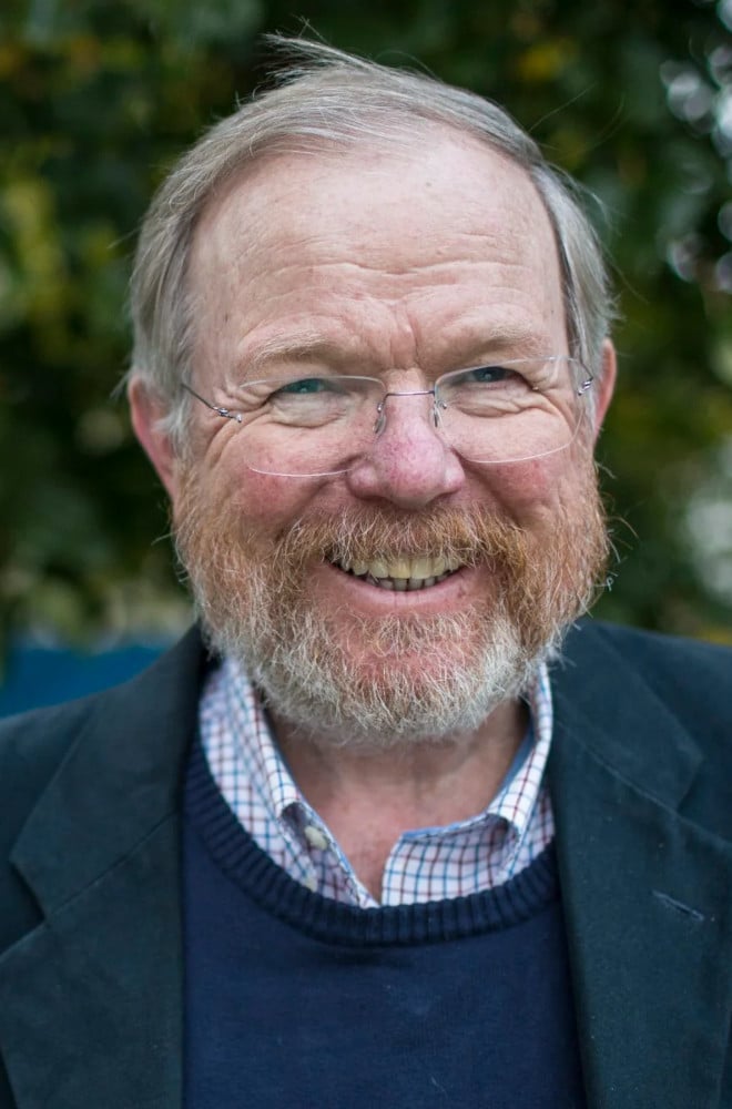 Bill Bryson Featured