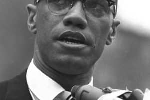 5 Best Malcolm X Books (2024)