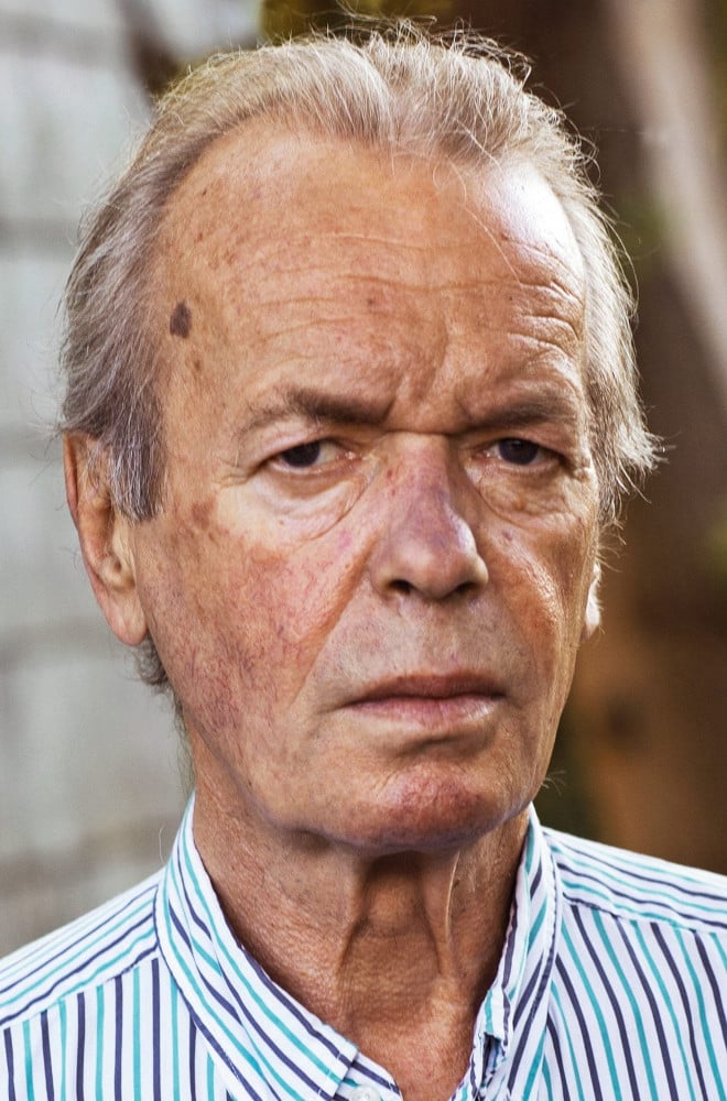 Martin Amis Featured